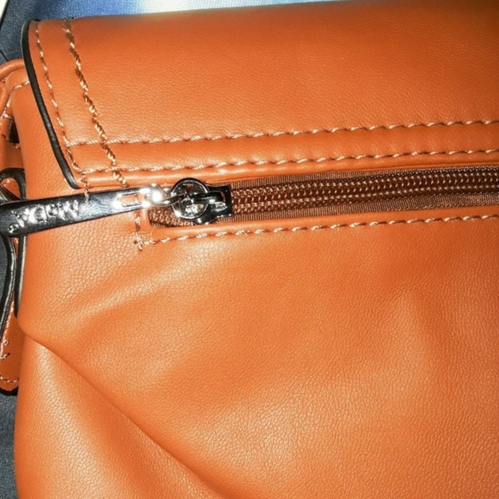 Brown Cognac Tuck & Loop Soft Crossbody Purse Bag - Picture 6 of 8